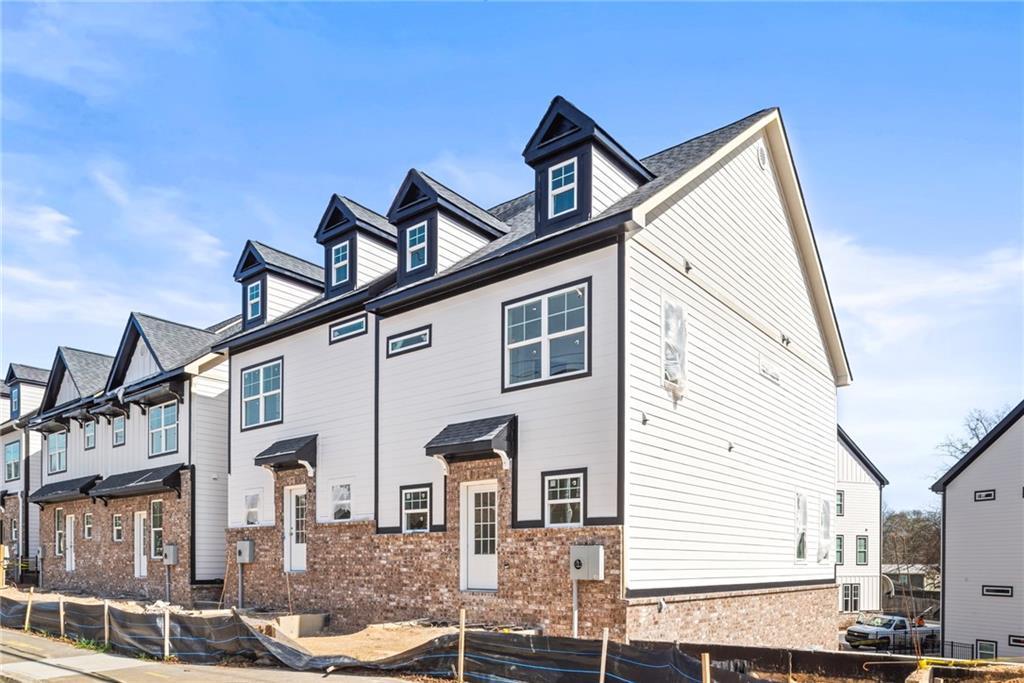 1965 Hollywood Rd. #19, Atlanta, GA 30318