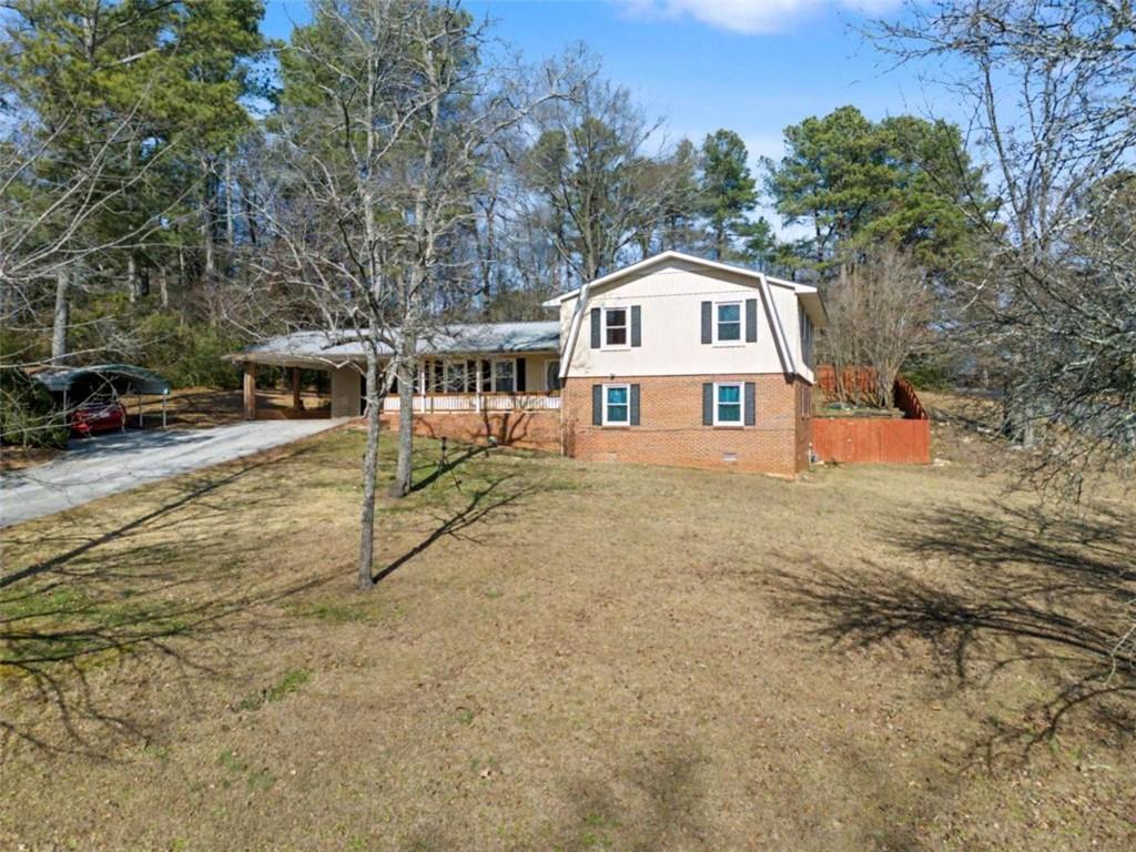 301 Briarwood Dr., Calhoun, GA 30701