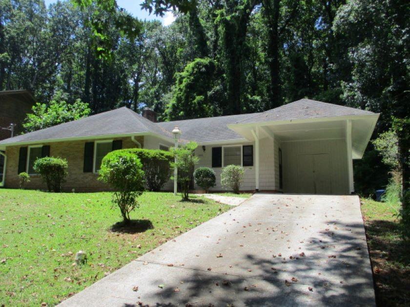 2032 Rector Dr., Atlanta, GA 30311