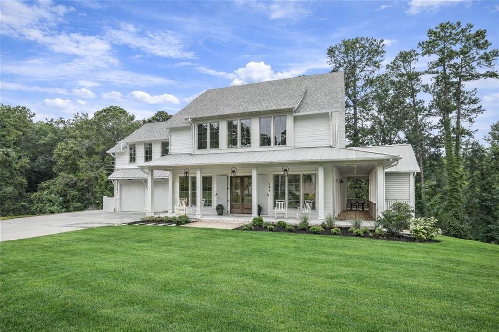 145 Grayton Ln., Roswell, GA 30075