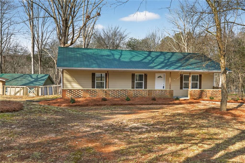 256 Astin Creek Rd., Villa Rica, GA 30180