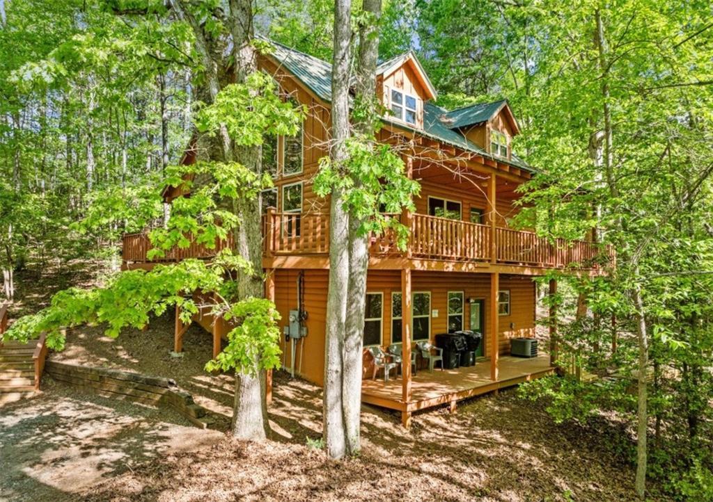 2239 Dean Mountain Rd., Cleveland, GA 30528