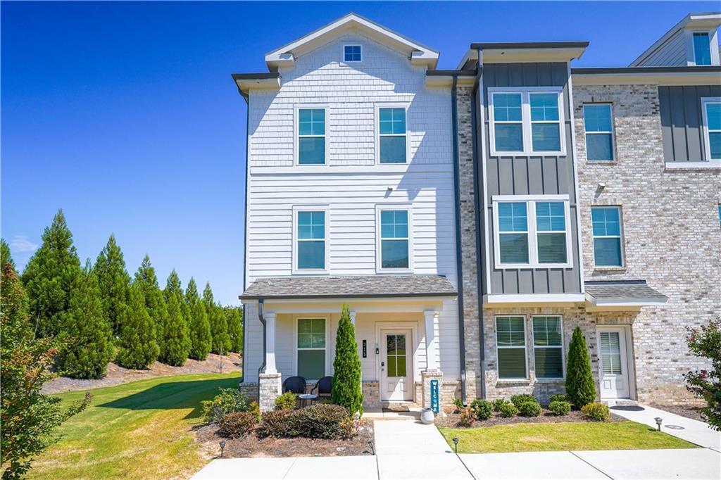 315 Cobalt Dr., Fayetteville, GA 30214