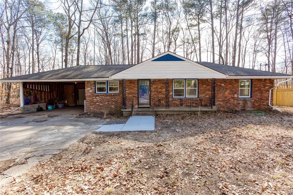 3237 Gus Robinson Rd., Powder Springs, GA 30127