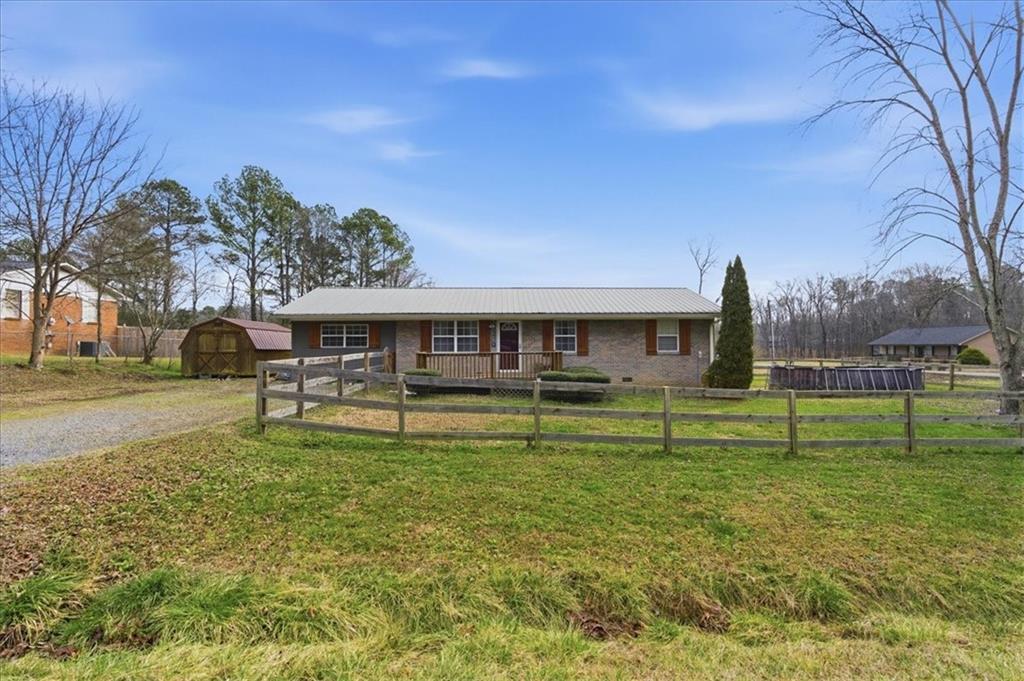 553 Cherokee Ln., Chatsworth, GA 30705