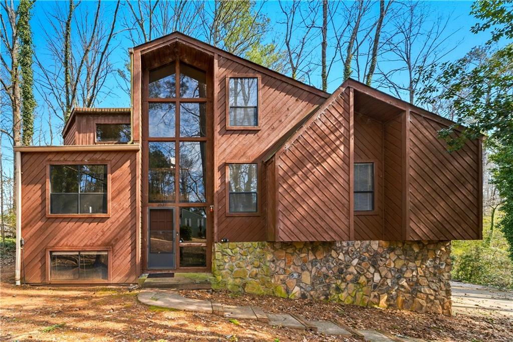 2527 Kingsley Dr., Marietta, GA 30062