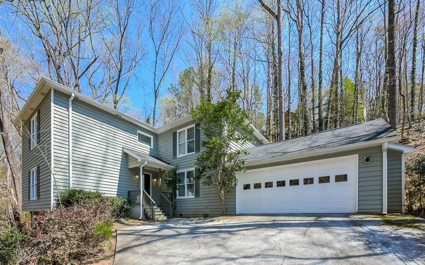 7127 Riverside Dr., Atlanta, GA 30328