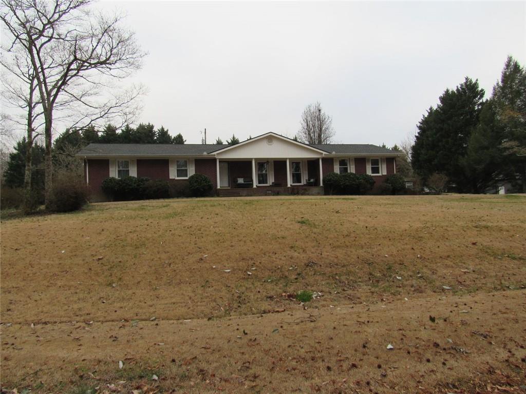 110 Lilly Valley Rd., Bowdon, GA 30108