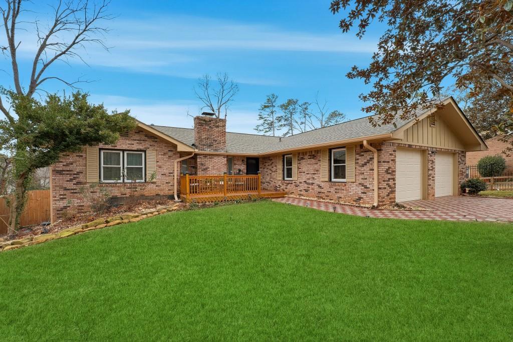 690 Trailwood Dr., Riverdale, GA 30274