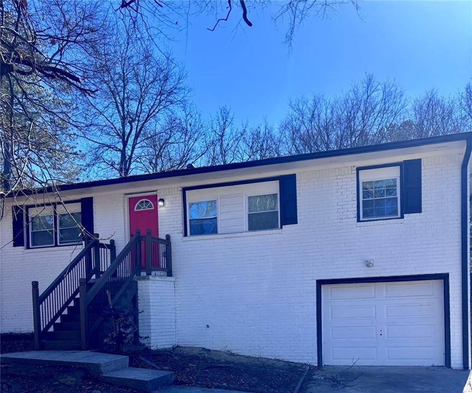 2834 Green Trail Dr., Atlanta, GA 30349