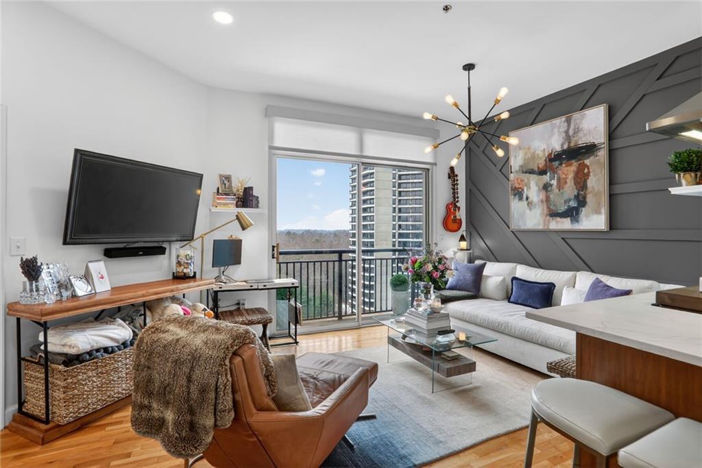 2626 Peachtree Rd. #1706, Atlanta, GA 30305