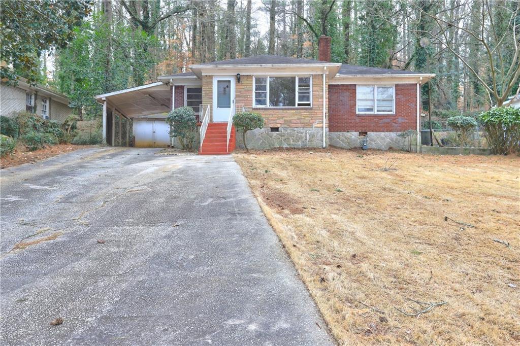 2200 Beecher Cir., Atlanta, GA 30311