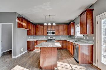 998 Mitford Ln., Dacula, GA 30019