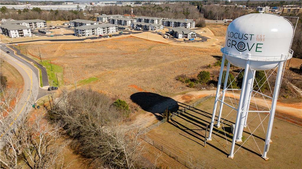 745 Price Dr., Locust Grove, GA 30248