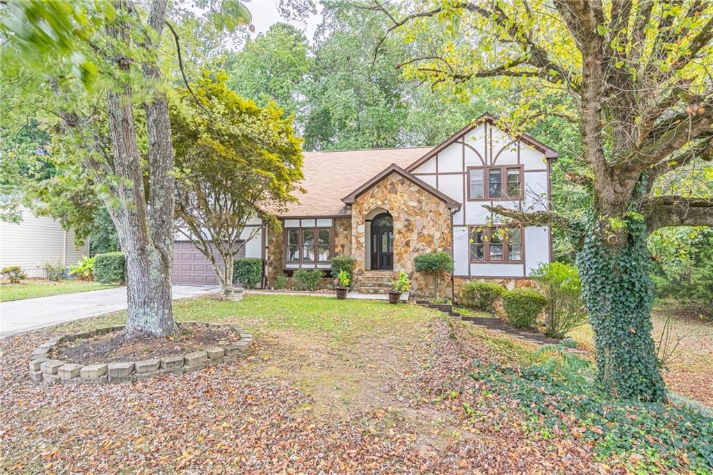 3142 Brooks Dr., Snellville, GA 30078