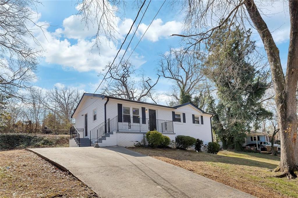 664 Rail Splitter Dr., Kennesaw, GA 30144