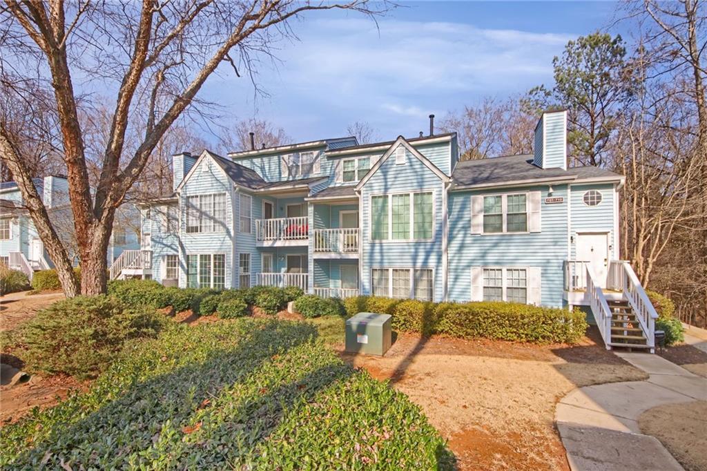 702 Glenleaf Dr., Peachtree Corners, GA 30092
