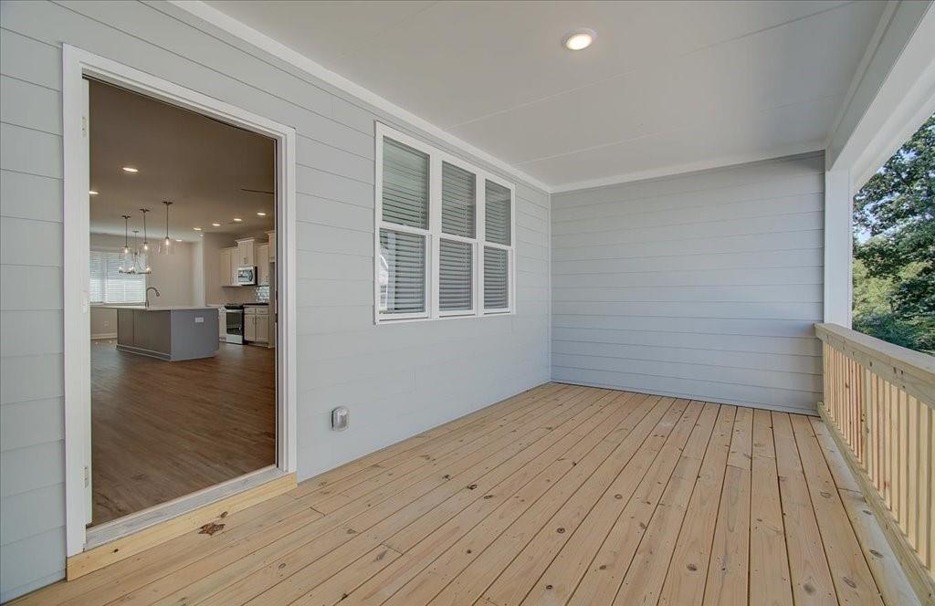 1919 Deco Dr., Kennesaw, GA 30144