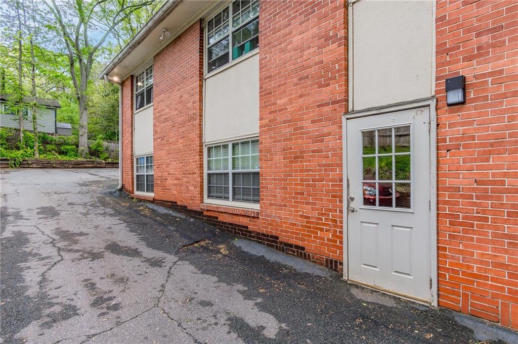 1322 Euclid Ave. #205, Atlanta, GA 30307