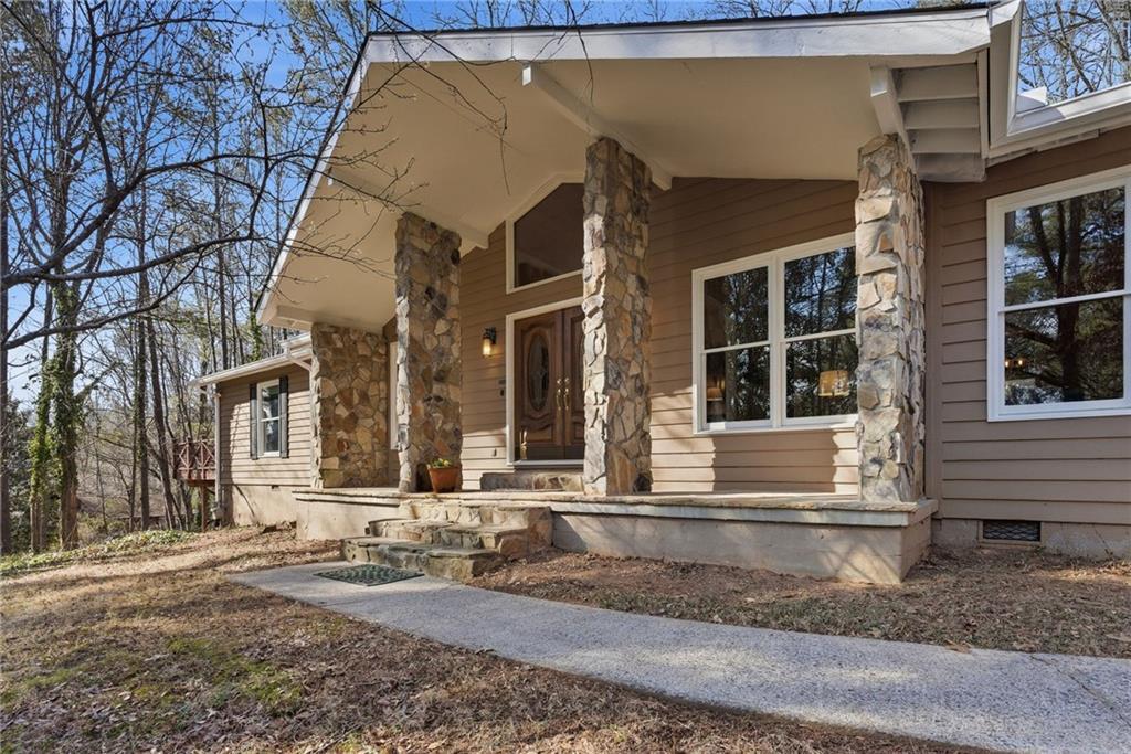 505 Periwinkle Dr., Roswell, GA 30075