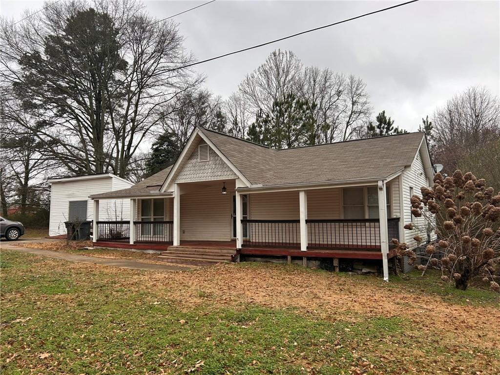 32 Victory Dr., Roopville, GA 30170