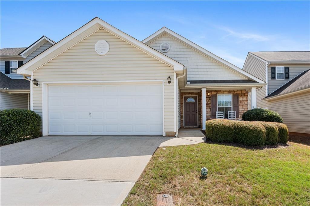 158 Cobbler Cove Dr., Dallas, GA 30132