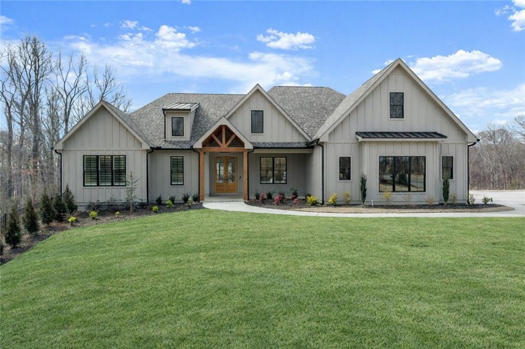 9224 Waldrip Rd., Gainesville, GA 30506