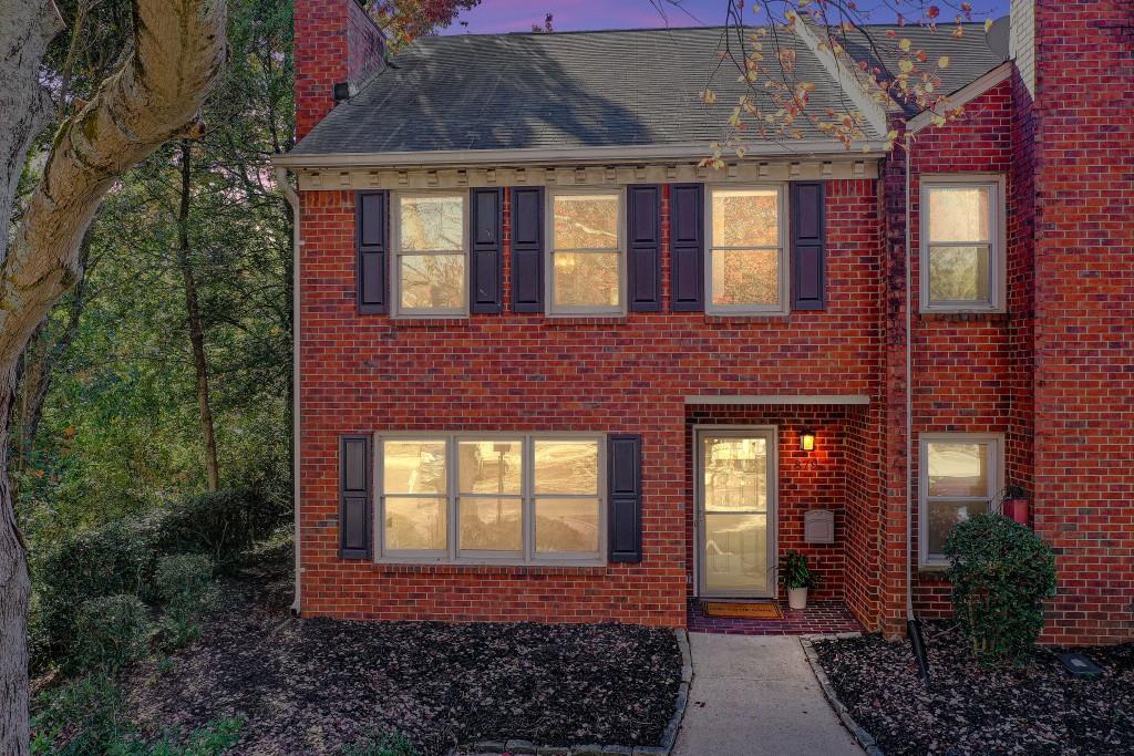 879 Lenox Oaks Cir., Atlanta, GA 30324
