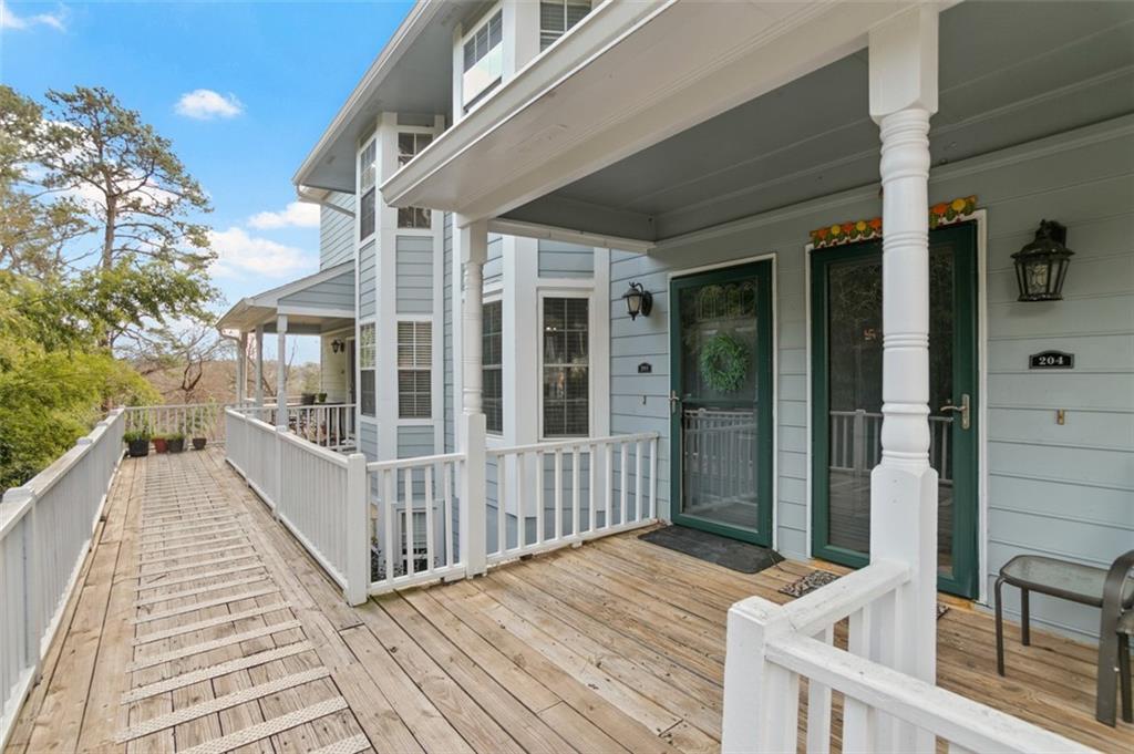 4120 Riverlook Pkwy. #203, Marietta, GA 30067