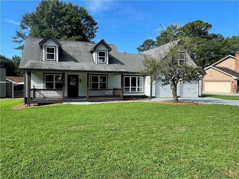 2979 Overwood Ln., Snellville, GA 30078