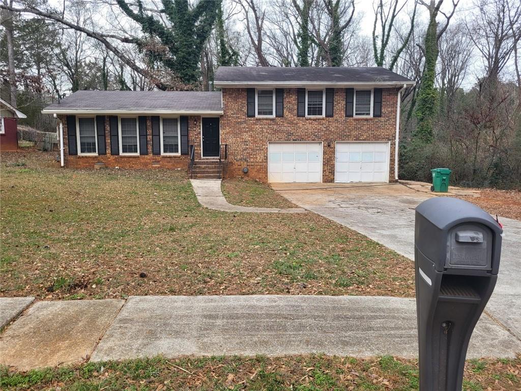 4796 Fairforest Dr., Stone Mountain, GA 30088