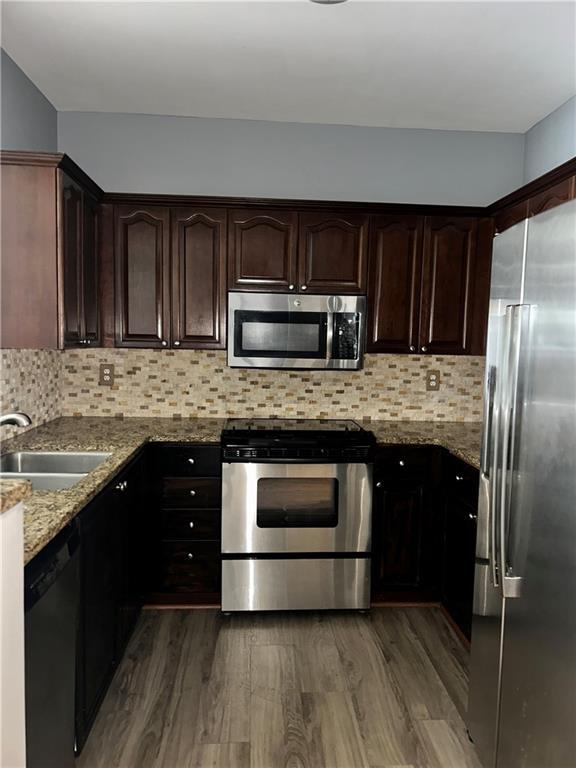 1502 River Green Dr., Atlanta, GA 30327