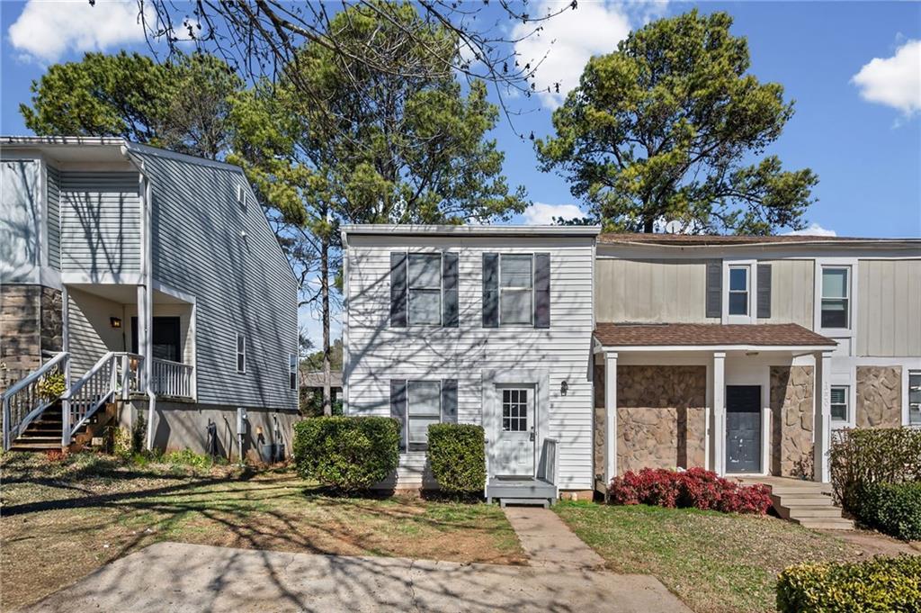 1222 Ridgecrest Ln., Smyrna, GA 30080