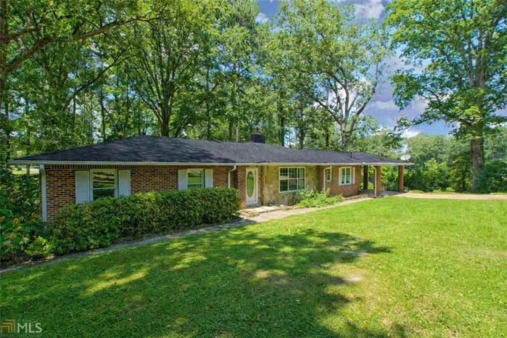 324 Sylvan Dr., Villa Rica, GA 30180