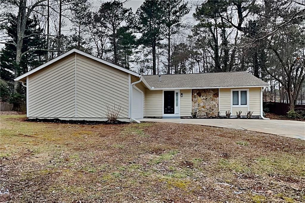 10090 Timberstone Rd., Alpharetta, GA 30022