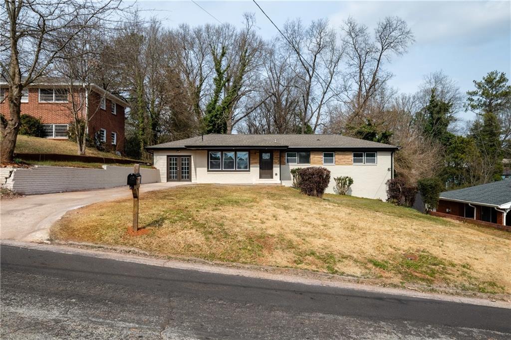 2958 Valley Ridge Dr., Decatur, GA 30032