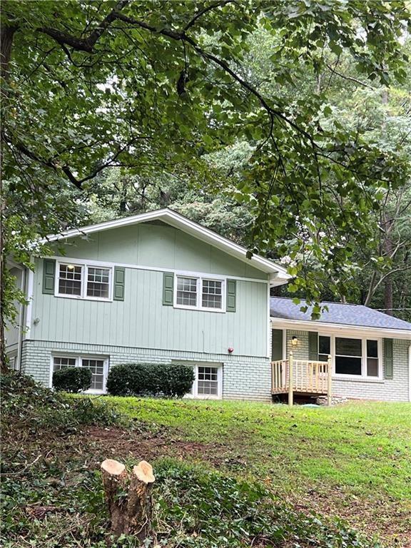 4914 Howard Dr., Powder Springs, GA 30127