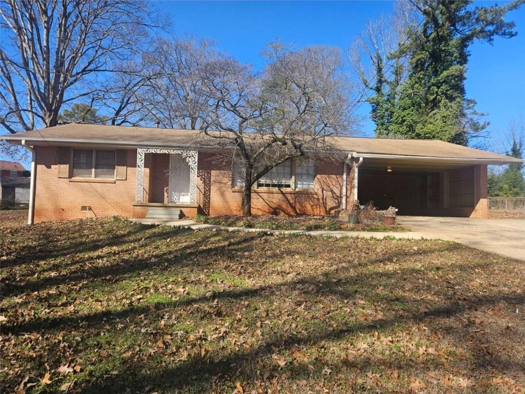 1058 Phillips Cir., Forest Park, GA 30297