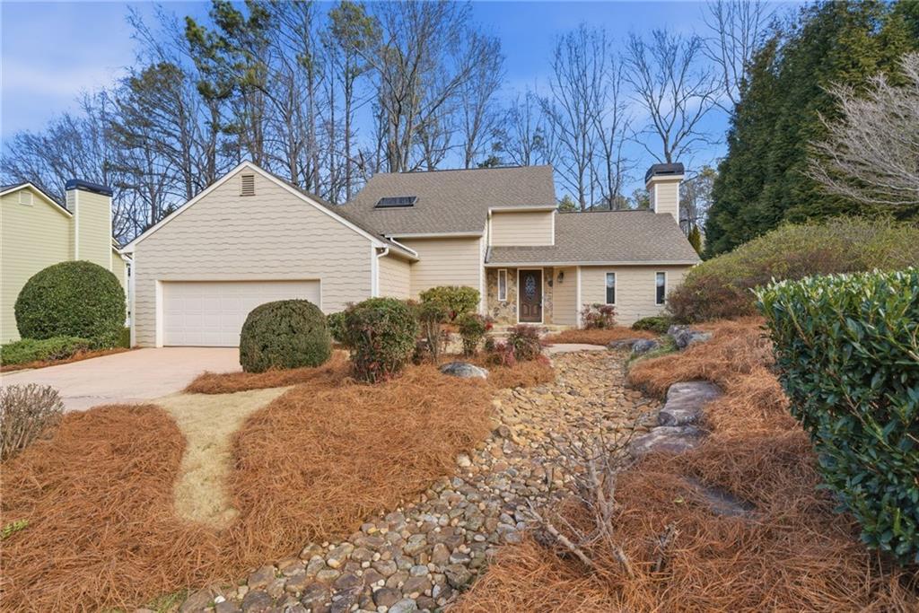 4492 Windsor Oaks Dr., Marietta, GA 30066