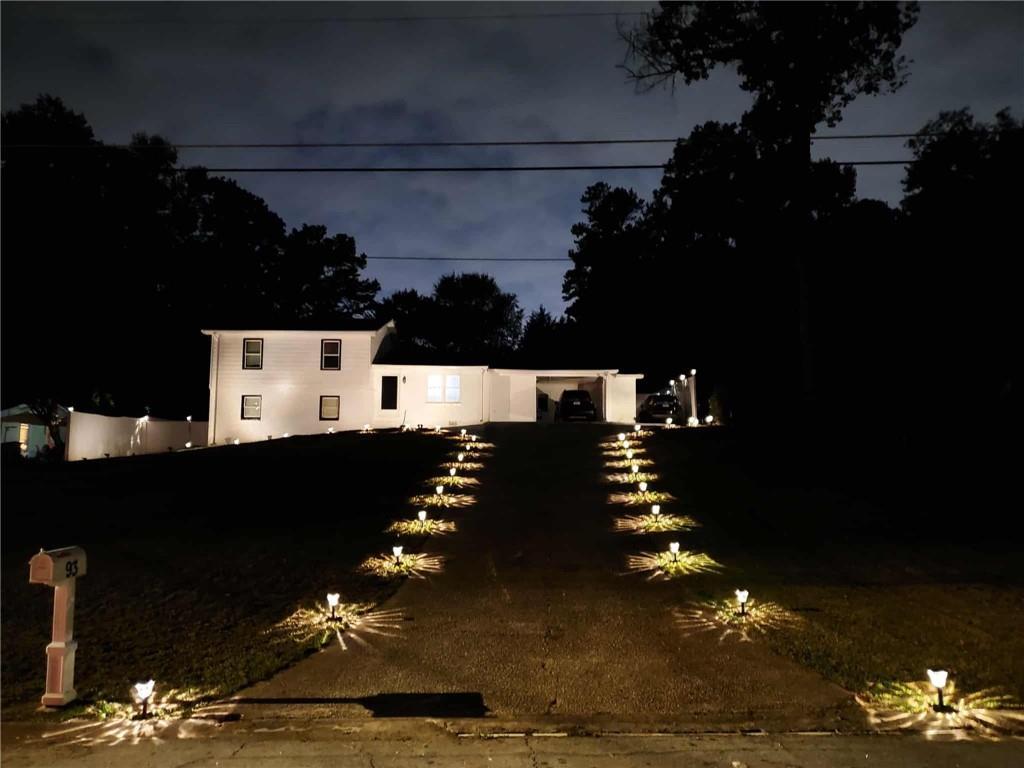 93 Hidden Valley Dr., Lawrenceville, GA 30044