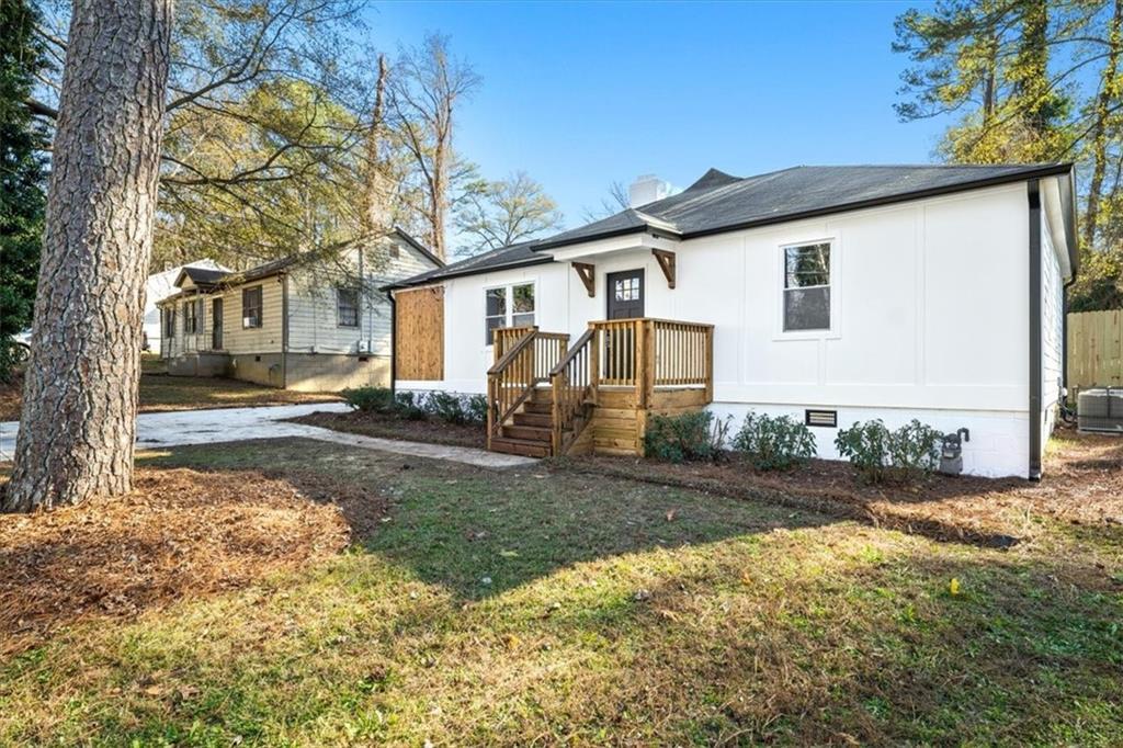 1344 Lynford Dr., Atlanta, GA 30310