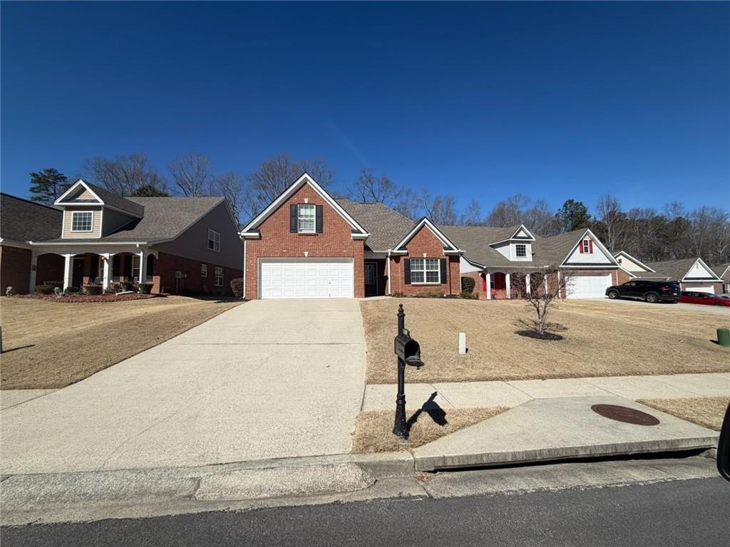 5589 Ashmoore Ct., Flowery Branch, GA 30542