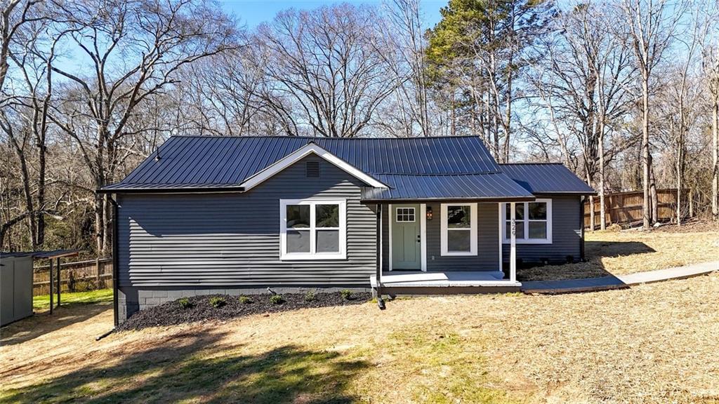 329 Gordon St., Rockmart, GA 30153