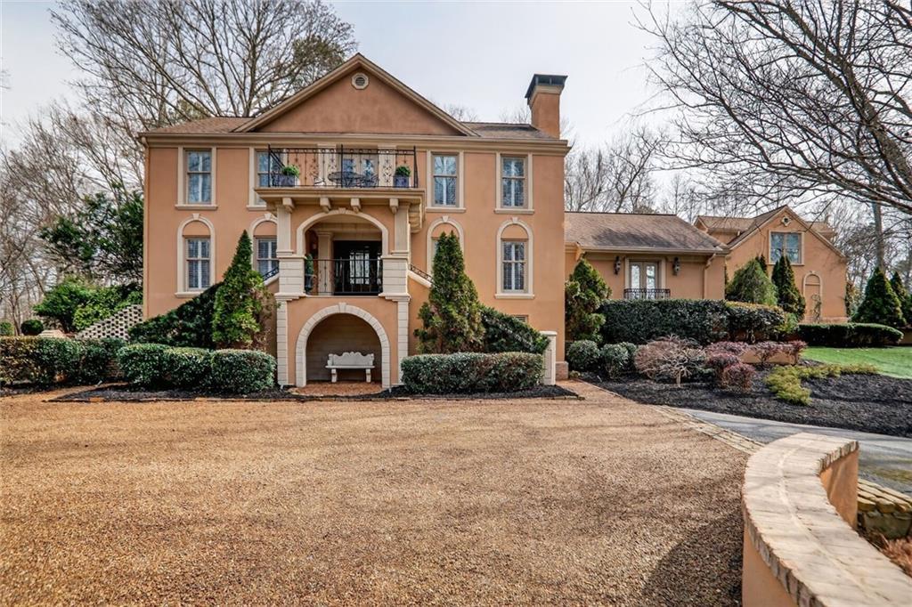 12805 Bucksport Dr., Roswell, GA 30075