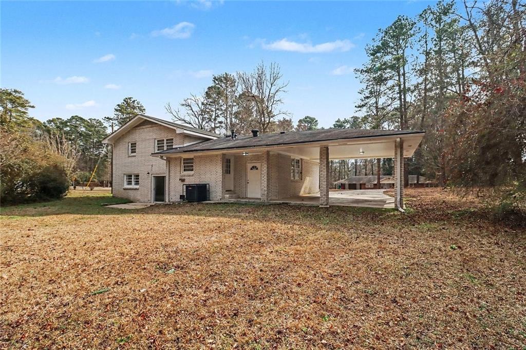 1489 Pine Dr., Atlanta, GA 30349