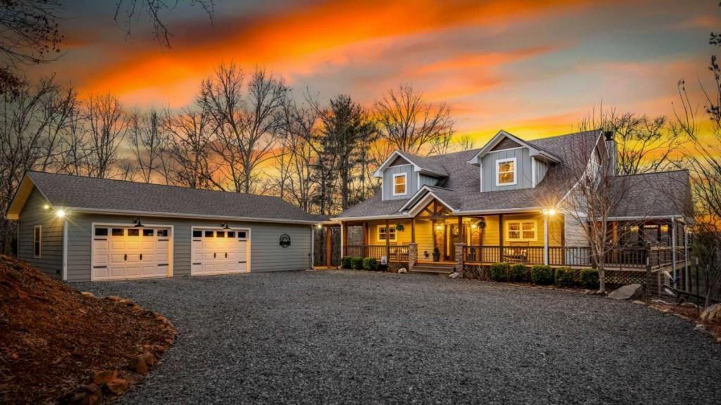 149 River Crest Ln., Mineral Bluff, GA 30559