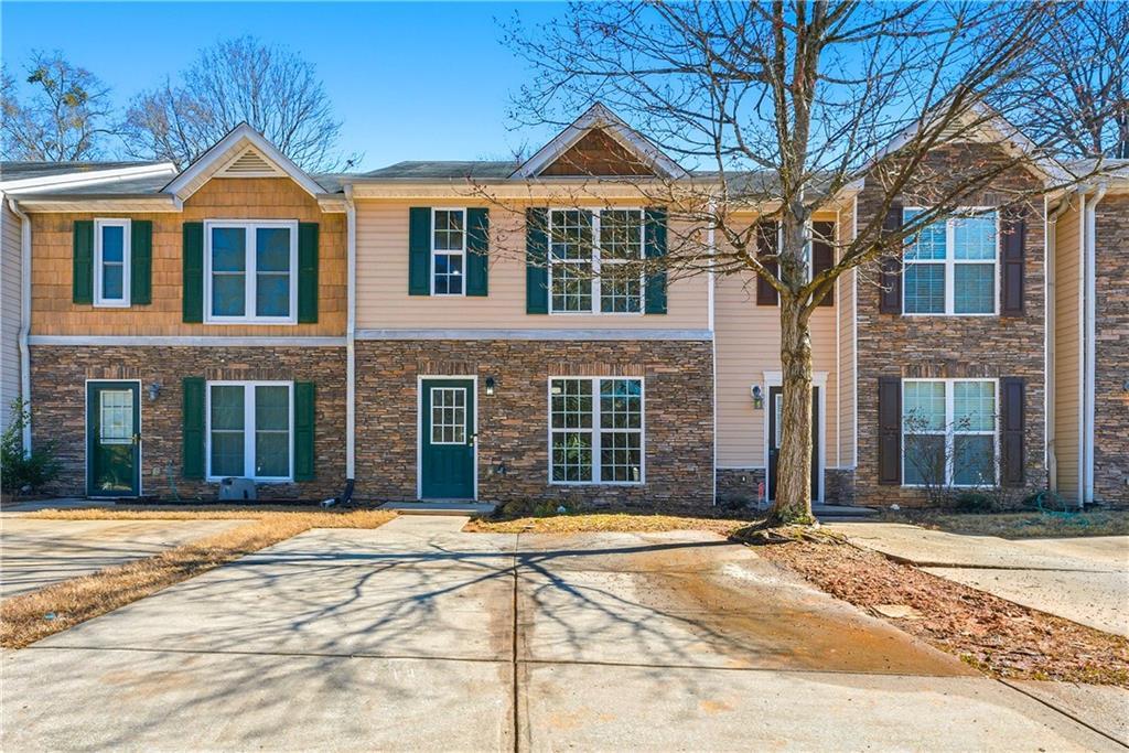 8368 Carlington Ln., Jonesboro, GA 30236