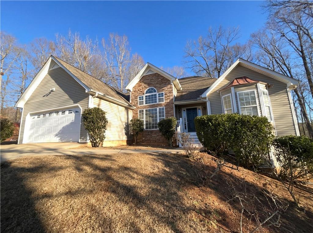 523 Oakview Dr., Dallas, GA 30157