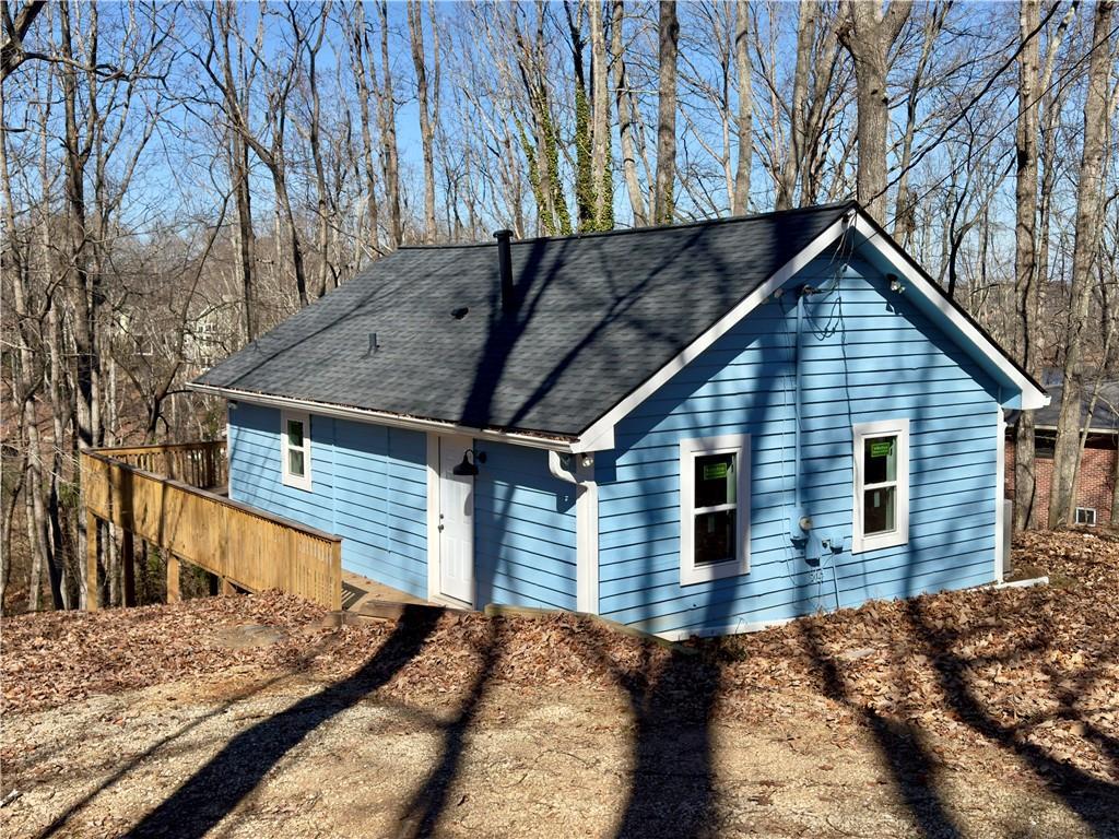 6525 Bermuda Ln., Flowery Branch, GA 30542