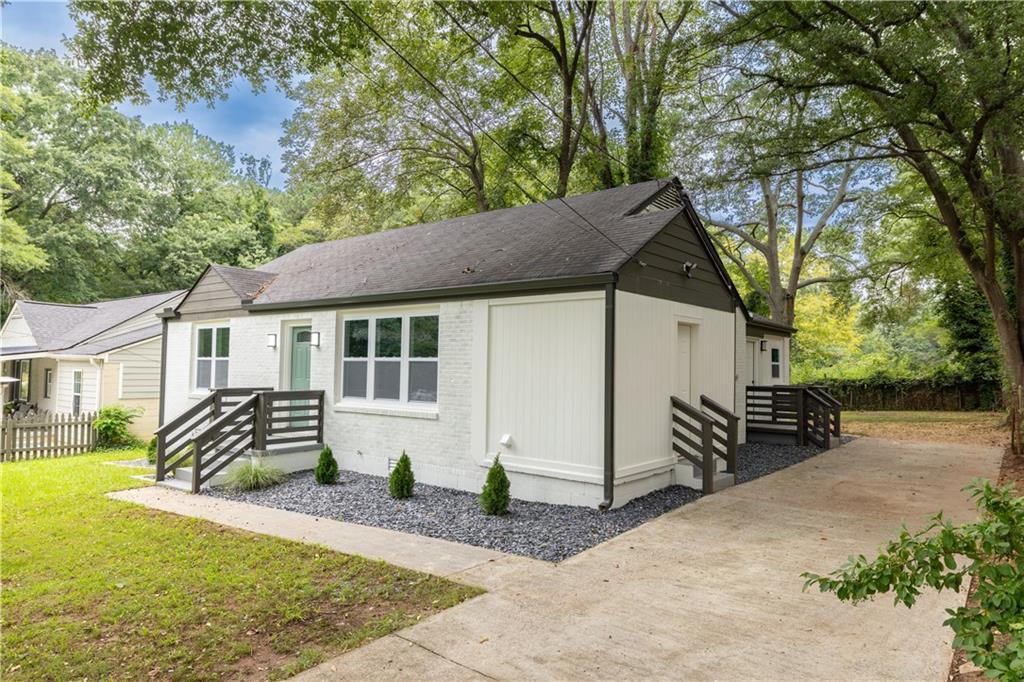 2712 Joyce Ave., Decatur, GA 30032